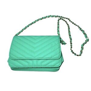 Vintage Mint Green Quilted Vinyl Shoulder Bag Gold Chain Strap